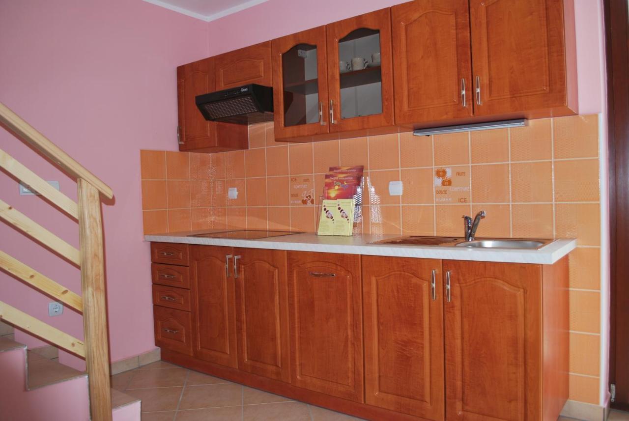 Apartments - Turisticna Kmetija Vrbnjak Ljutomer Extérieur photo