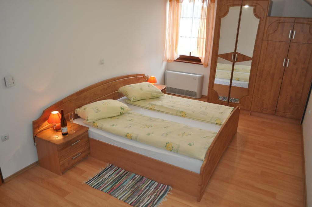 Apartments - Turisticna Kmetija Vrbnjak Ljutomer Chambre photo